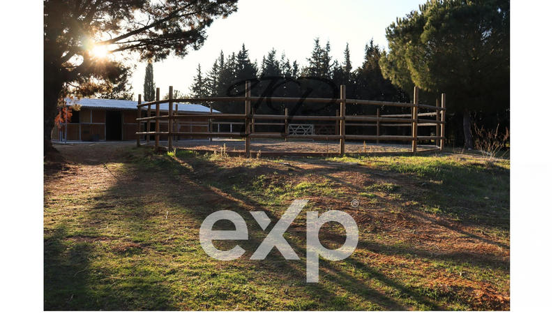 Villa - 330 m² - 10 pièces