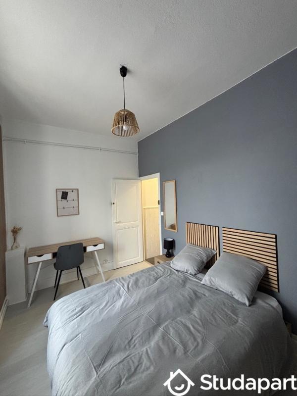 Chambre - 85 m² - 1 pièce