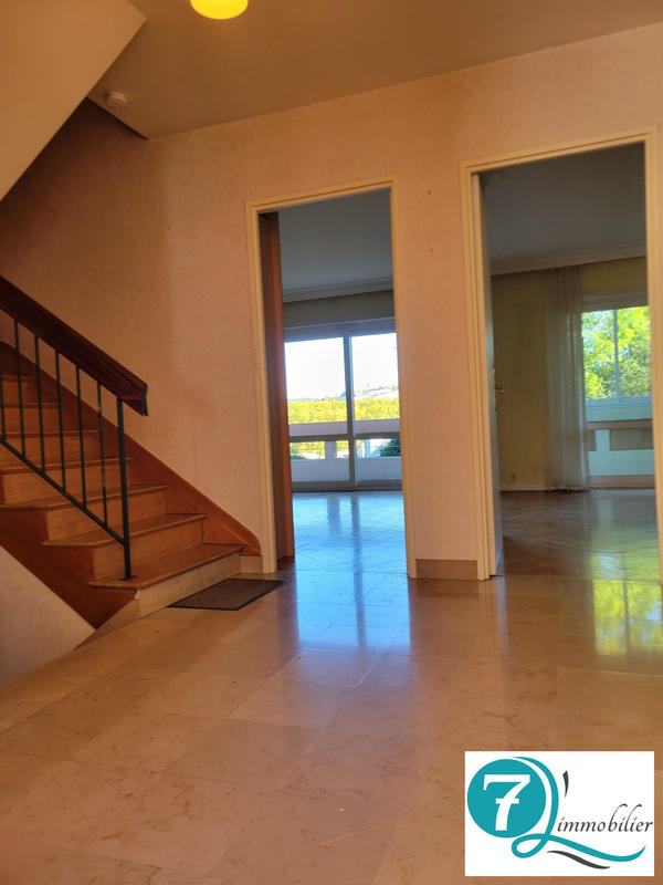 Duplex - 162 m² - 7 pièces