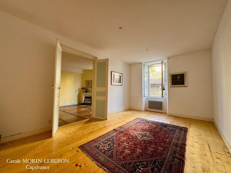 Maison de ville - 320 m² - 13 pièces