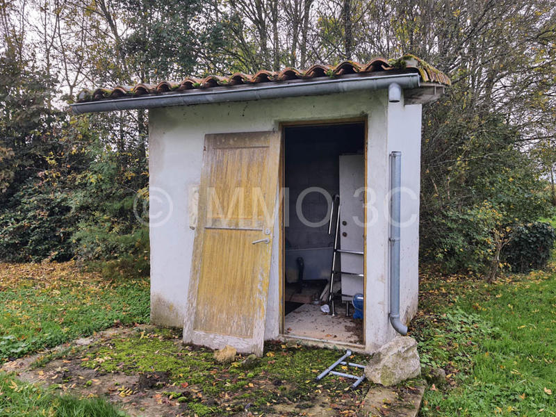 Maison - 313 m² - 13 pièces