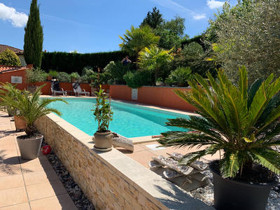 Maison - 180 m² - 6 pièces