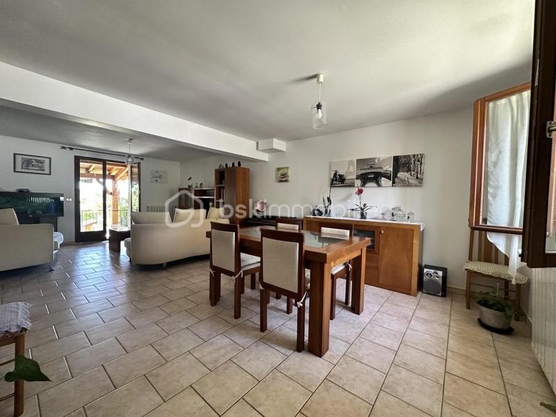 Pavillon - 110 m² - 5 pièces