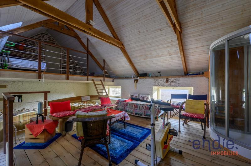 Maison - 352 m² - 13 pièces