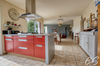 Maison - 145 m² - 5 pièces