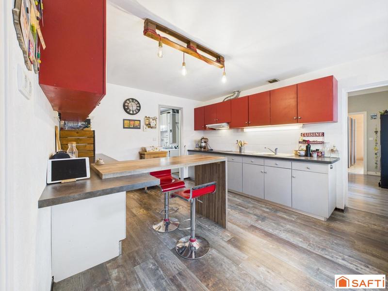 Maison - 127 m² - 5 pièces