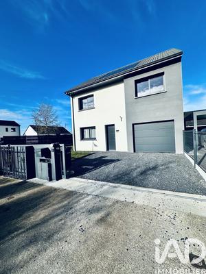 Maison - 100 m² - 5 pièces