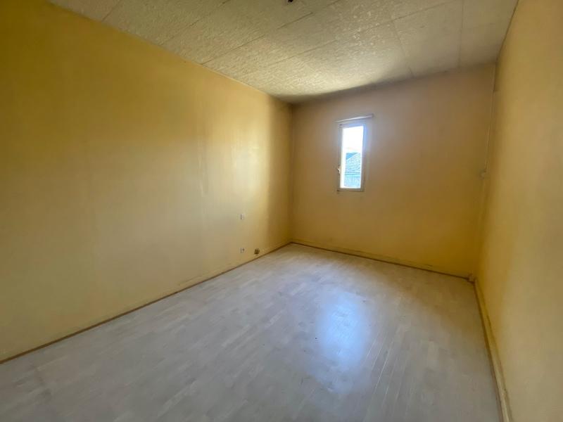 Immeuble - 95 m² - 7 pièces