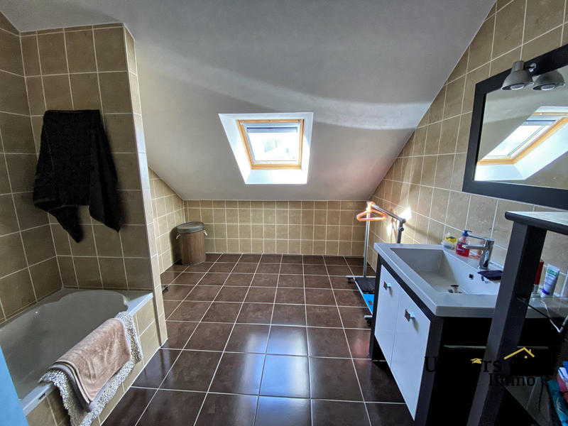 Maison - 125 m² - 5 pièces