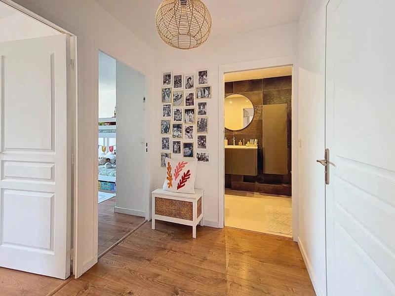 Appartement - 70 m² - 3 pièces