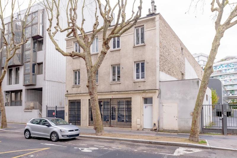 Bureau - 95 m² - 6 pièces