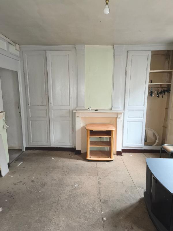 Immeuble - 74 m² - 3 pièces