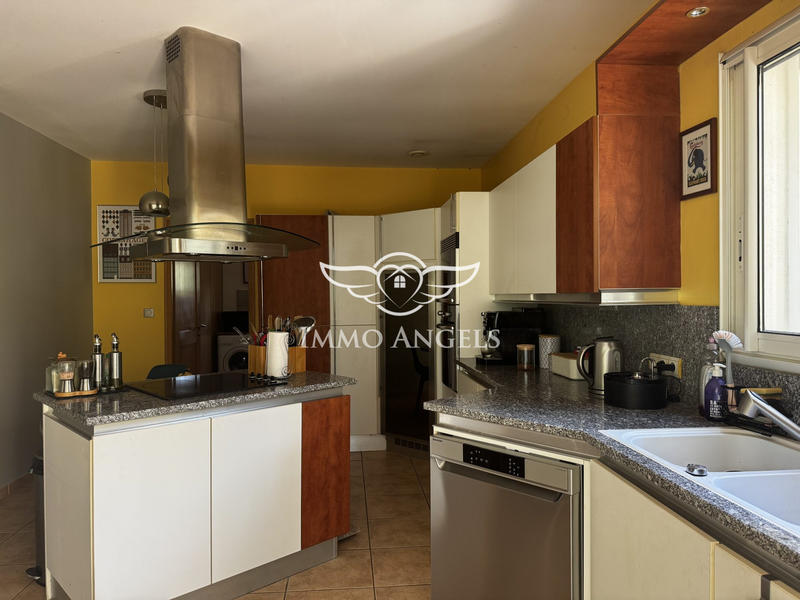 Maison - 170 m² - 5 pièces