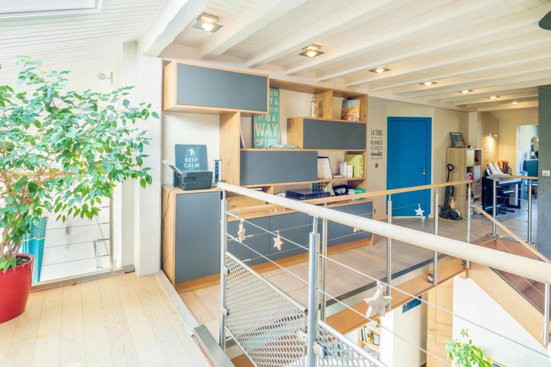 Villa - 330 m² - 10 pièces