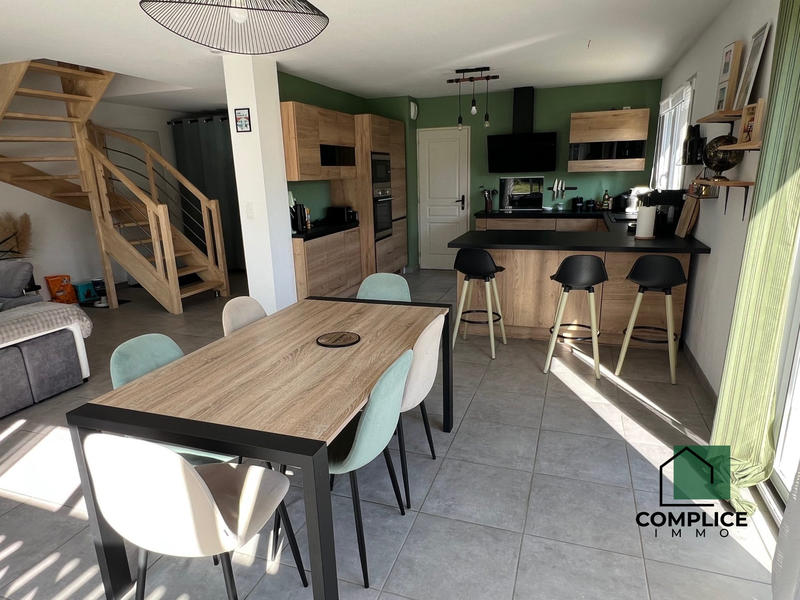 Maison contemporaine - 91 m² - 4 pièces