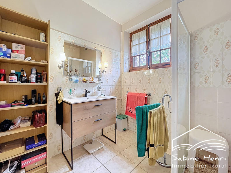 Villa - 185 m² - 9 pièces