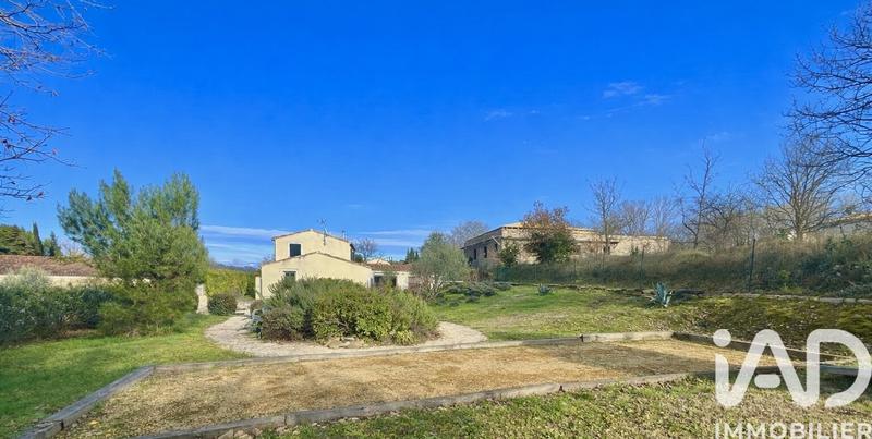 Maison - 209 m² - 7 pièces