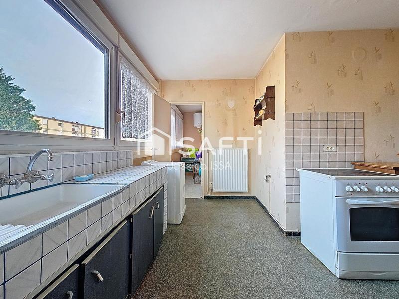 Appartement - 96 m² - 5 pièces