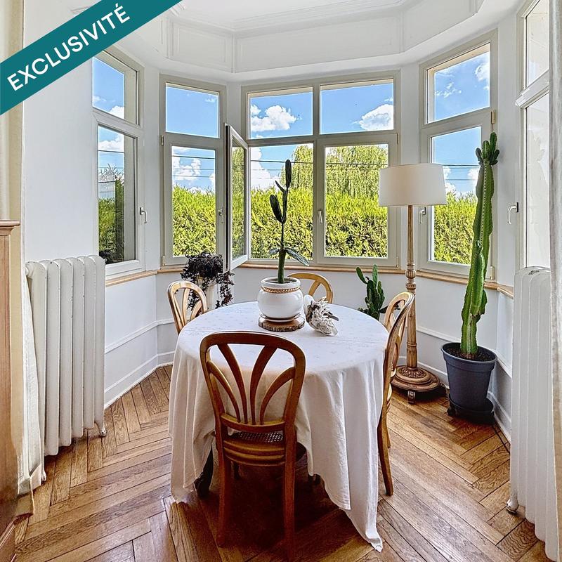 Maison de maîtres - 381 m² - 11 pièces