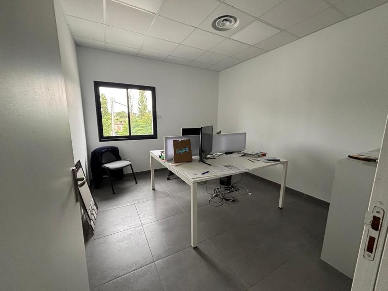 Bureau - 270 m²