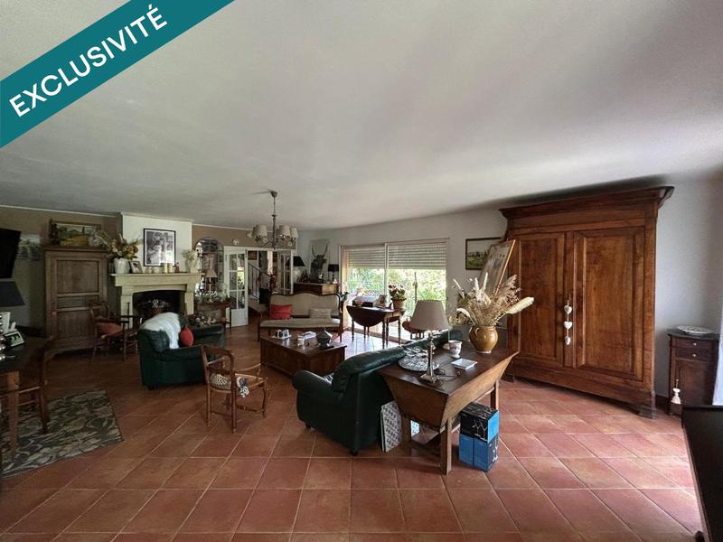 Maison - 180 m² - 5 pièces