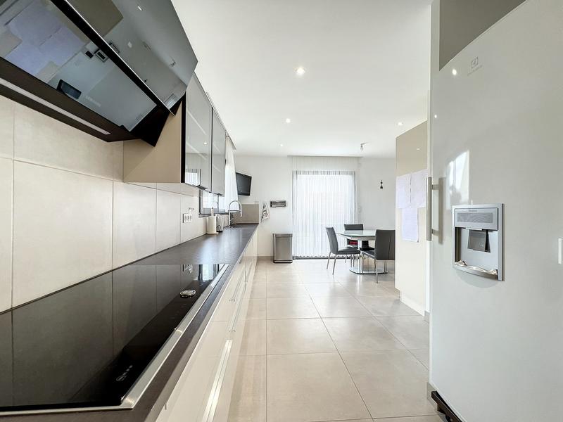 Maison contemporaine - 167 m² - 6 pièces