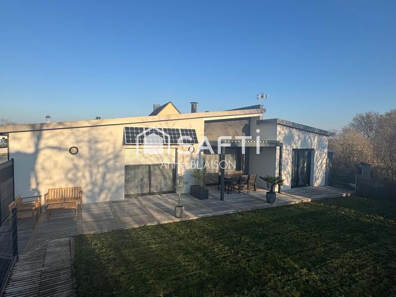 Maison - 108 m² - 5 pièces