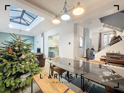 Duplex - 159 m² - 5 pièces