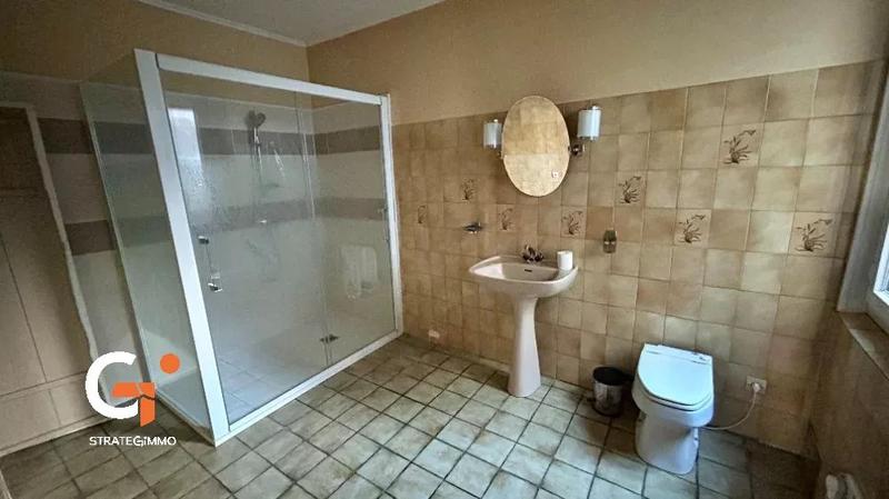 Maison - 93 m² - 5 pièces