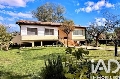 Maison - 120 m² - 7 pièces