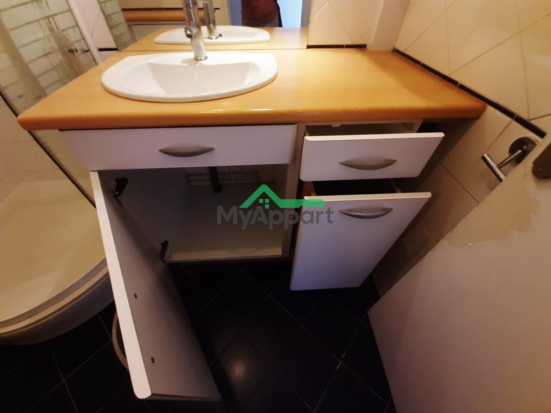 Appartement - 80 m² - 3 pièces