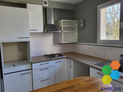 Maison traditionnelle - 61 m² - 3 pièces