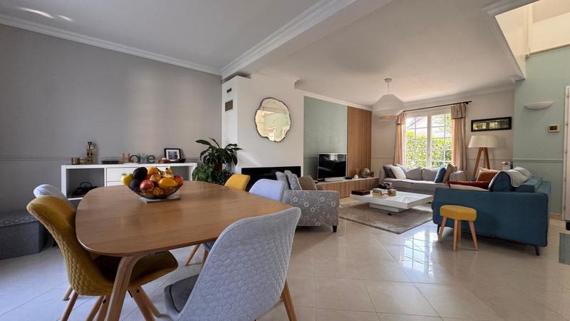 Maison - 140 m² - 6 pièces