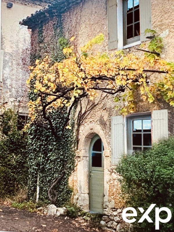 Maison traditionnelle - 251 m² - 5 pièces