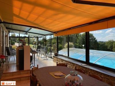 Maison - 167 m² - 6 pièces