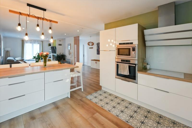 Maison - 110 m² - 5 pièces