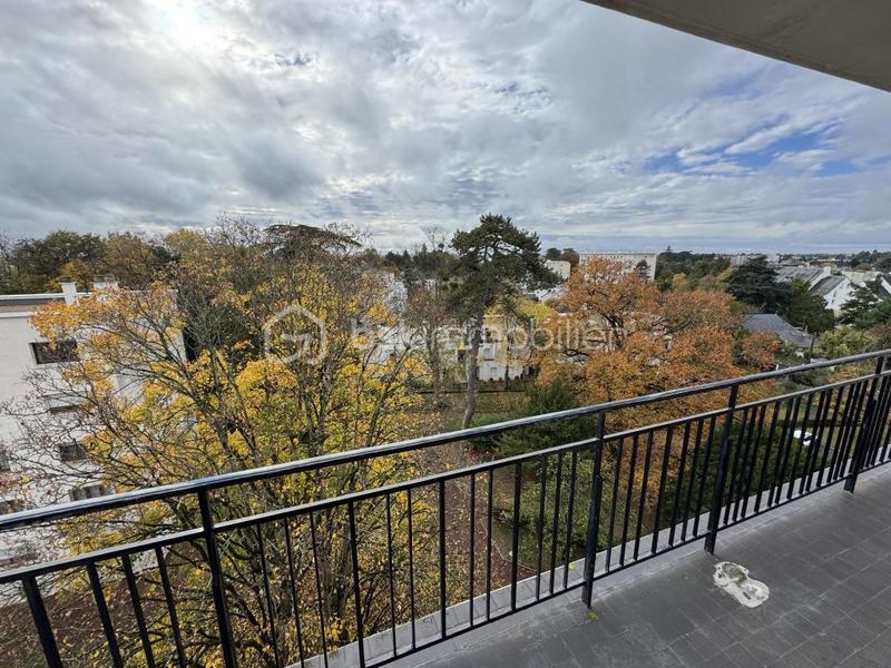 Appartement - 94 m² - 4 pièces