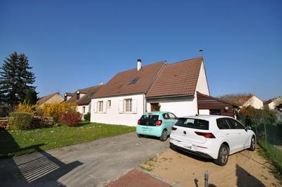 Maison - 115 m² - 7 pièces