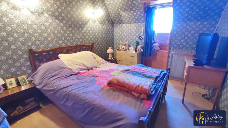 Maison - 105 m² - 7 pièces