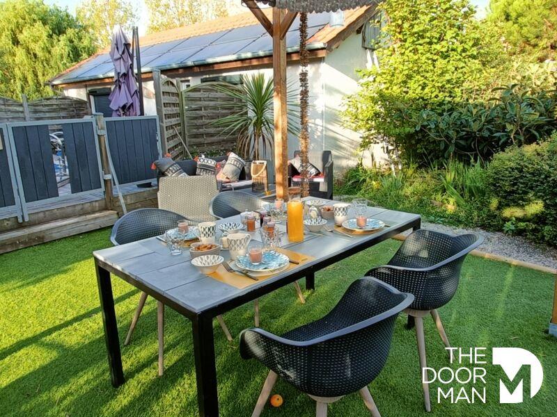 Chaumière - 123 m² - 6 pièces