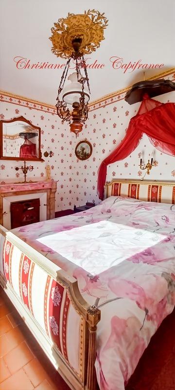 Maison - 160 m² - 9 pièces