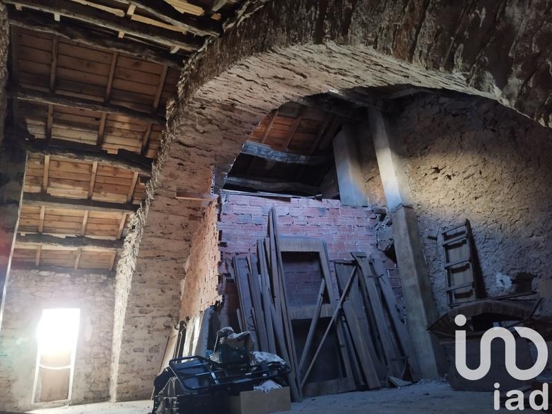 Maison - 228 m² - 19 pièces