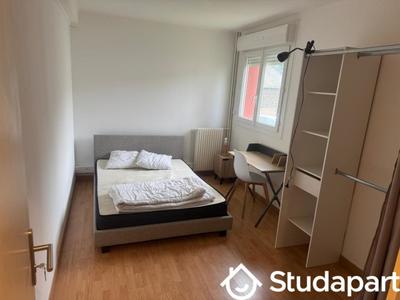 Chambre - 10 m² - 1 pièce