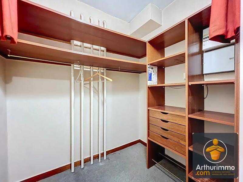 Appartement - 104 m² - 5 pièces