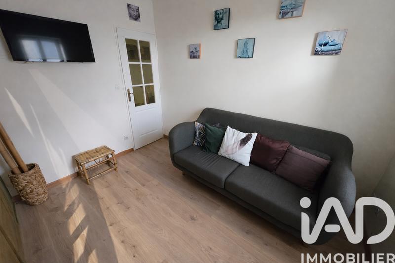 Maison - 254 m² - 11 pièces