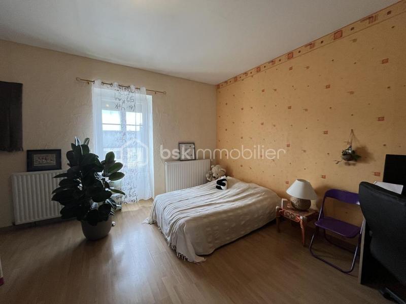 Maison - 245 m² - 6 pièces