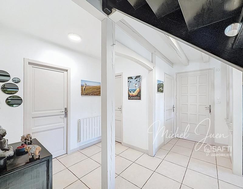 Maison - 140 m² - 5 pièces