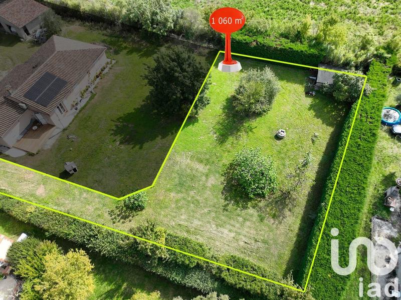 Terrain - 1 061 m²