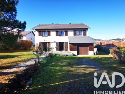 Maison - 140 m² - 7 pièces