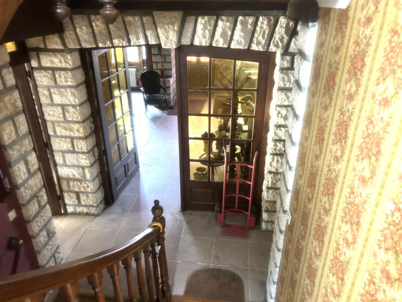 Maison - 227 m² - 7 pièces